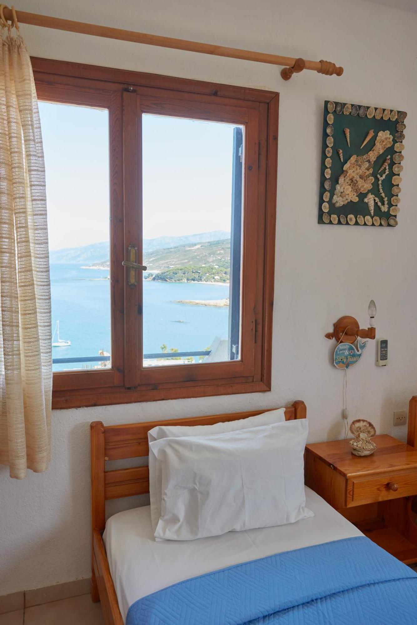 Armena Inn Armenistis  Bagian luar foto