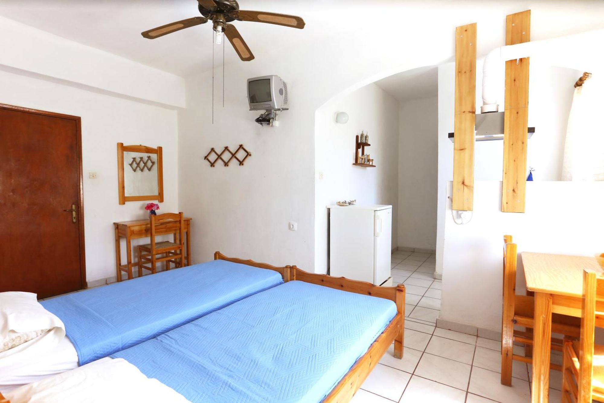 Armena Inn Armenistis  Bagian luar foto