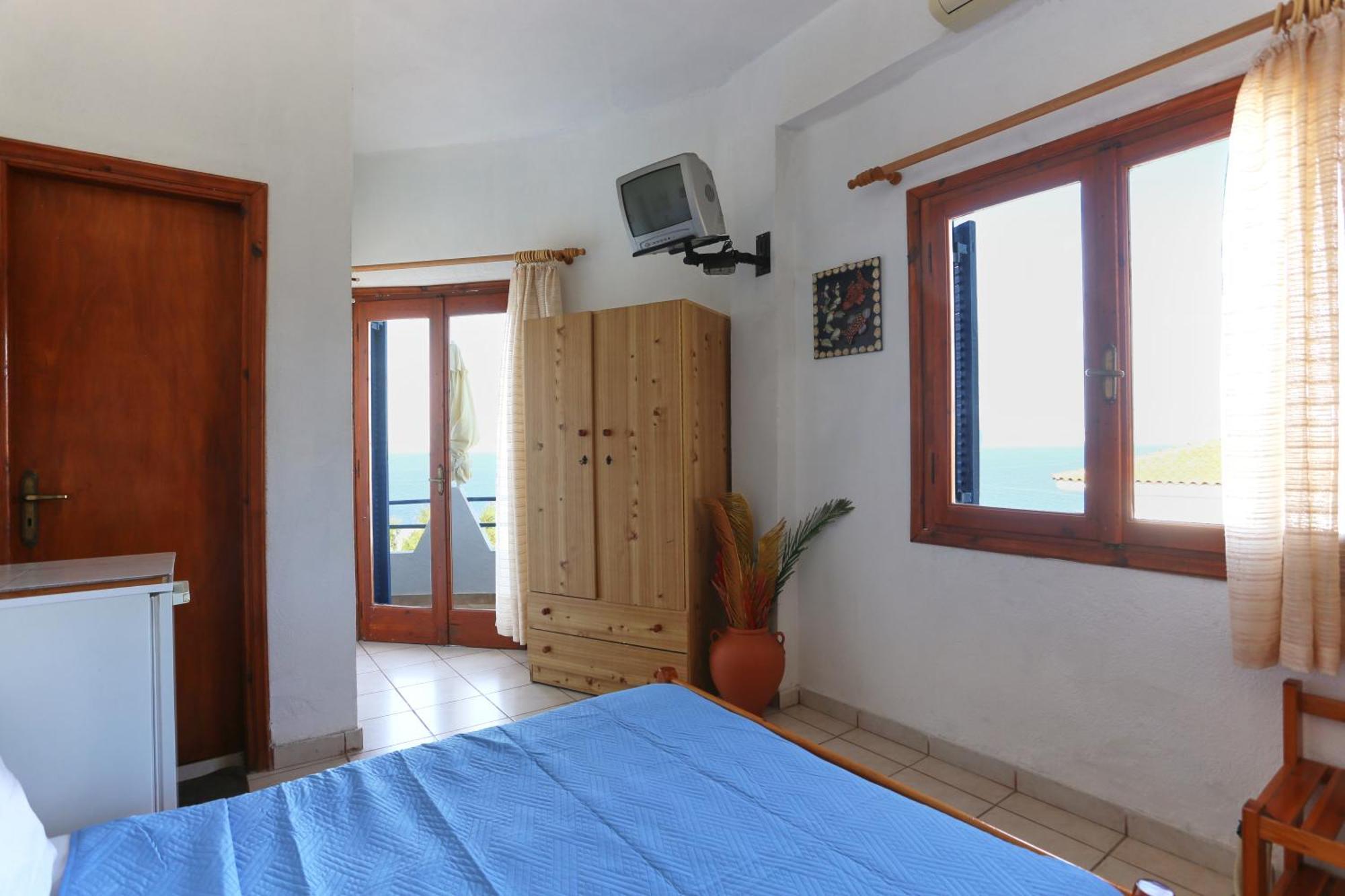 Armena Inn Armenistis  Bagian luar foto